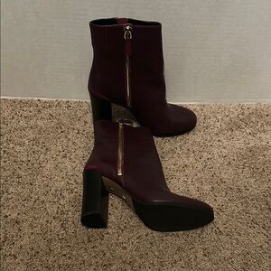 Purple Heeled Boots with Chunky Heel and Side Zipper